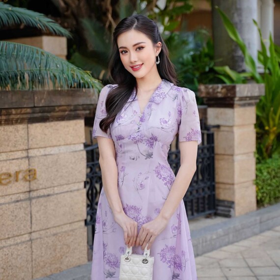 7 mẫu váy xòe liền thân đẹp cho nàng đi du lịch cùng bạn bè