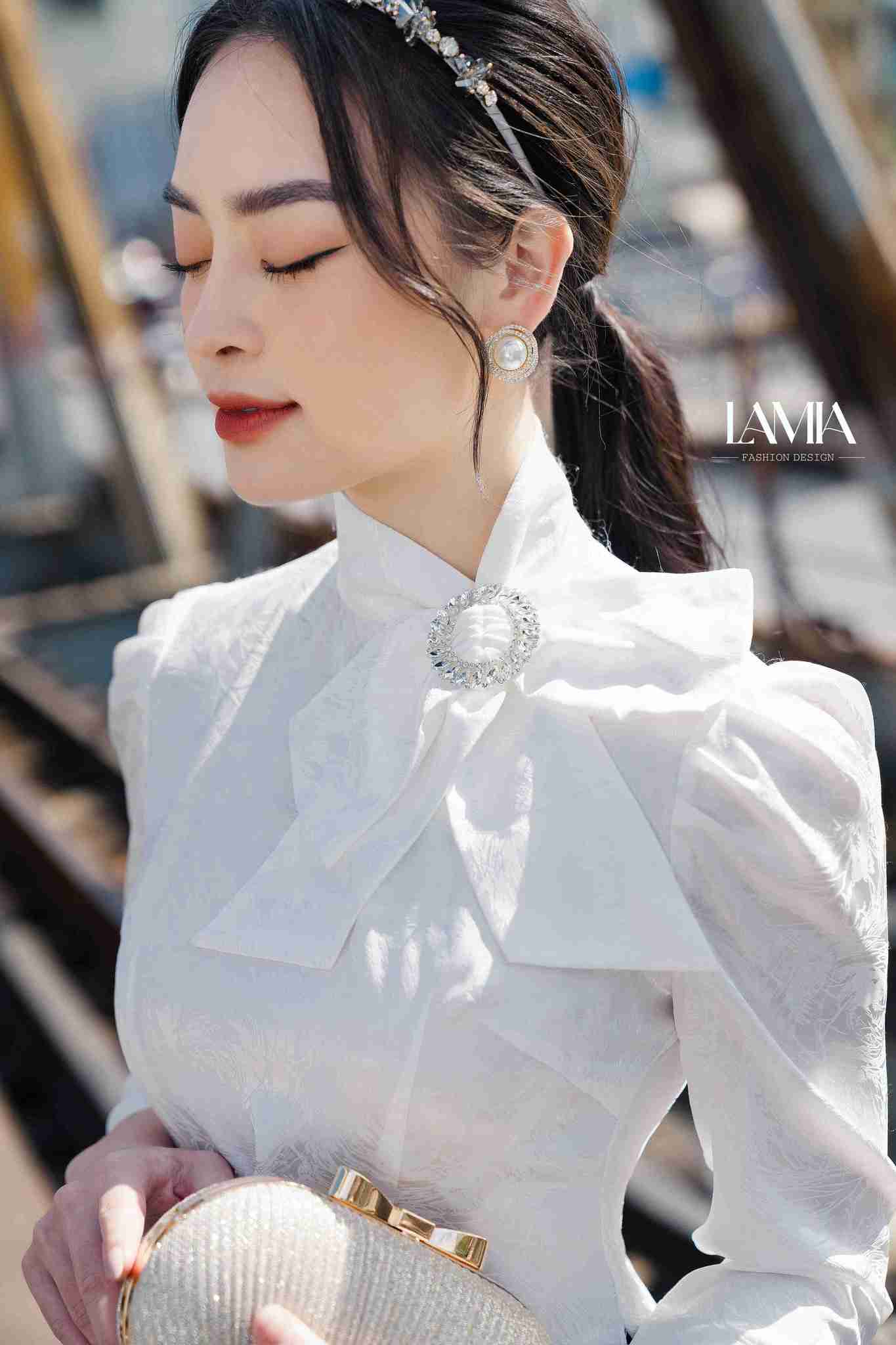 cac-kieu-ao-dai-mau-trang-kem-dep (4)-1