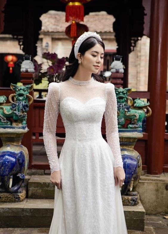 Top 5 mẫu áo dài cưới ấn tượng cho cô dâu ngày trọng đại  1