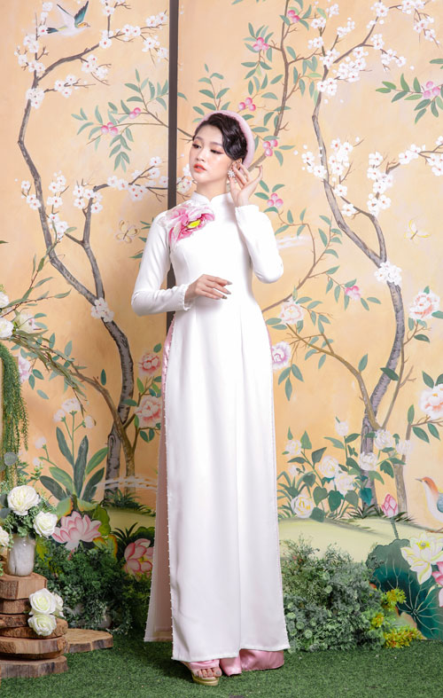 top-cac-mau-ao-dai-trang-dep-cho-co-dau-ngay-cuoi 3