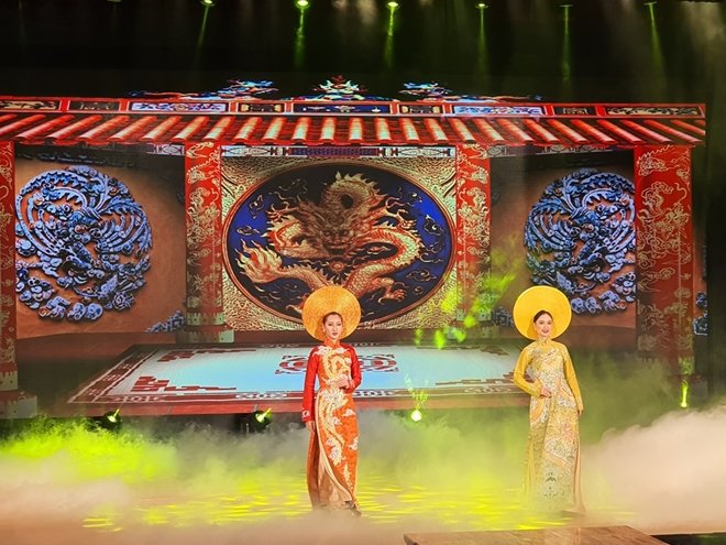 ao-dai-an-hoi.jpg