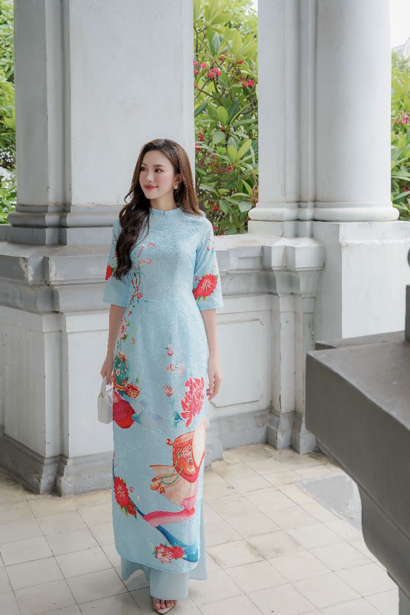 http://lamia.com.vn/san-pham/ao-dai-cach-tan-tay-lo-in-hoa-tiet-ad176