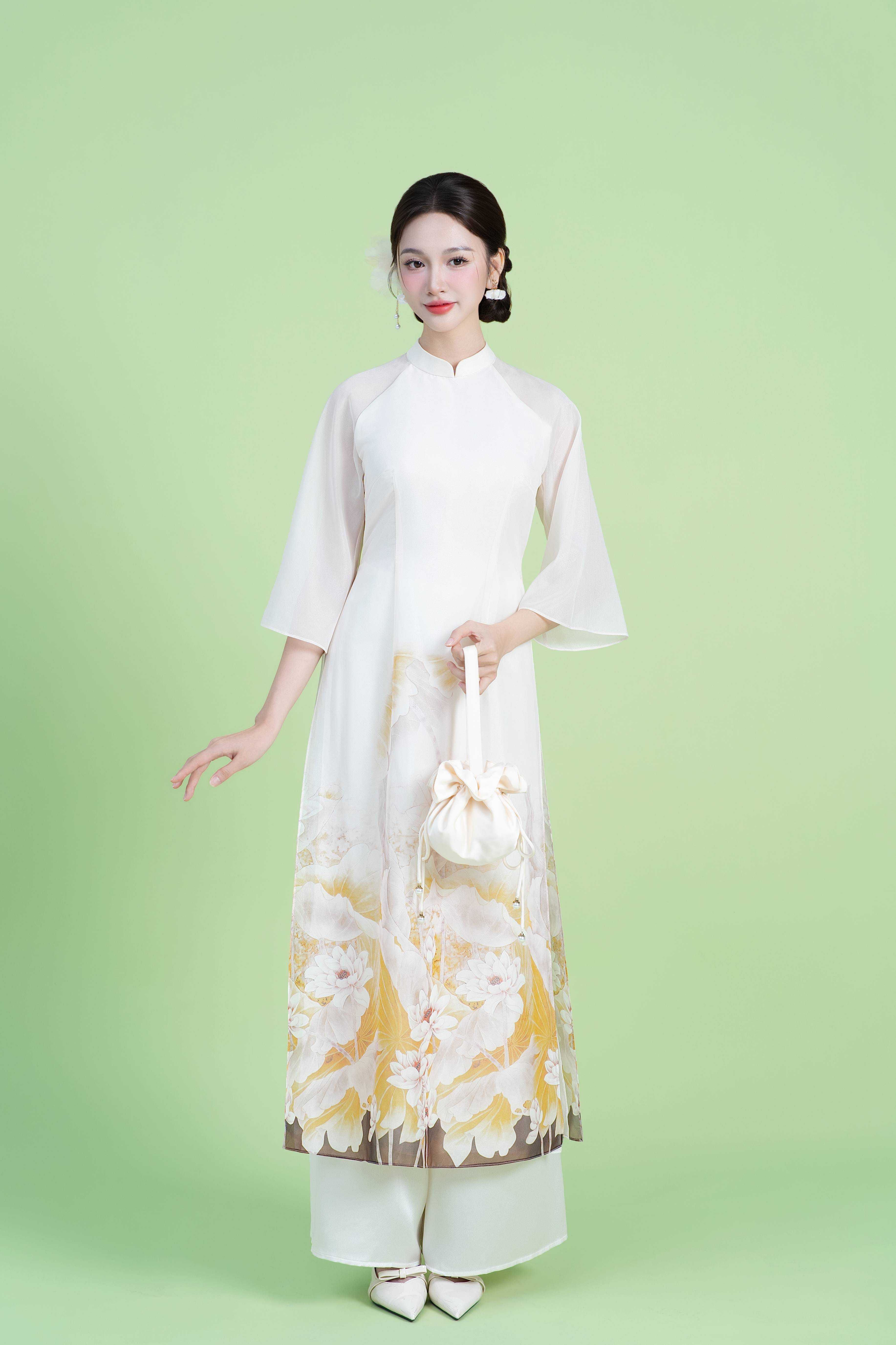 https://lamia.com.vn/san-pham/ao-dai-phu-dien-ngo004-qt02