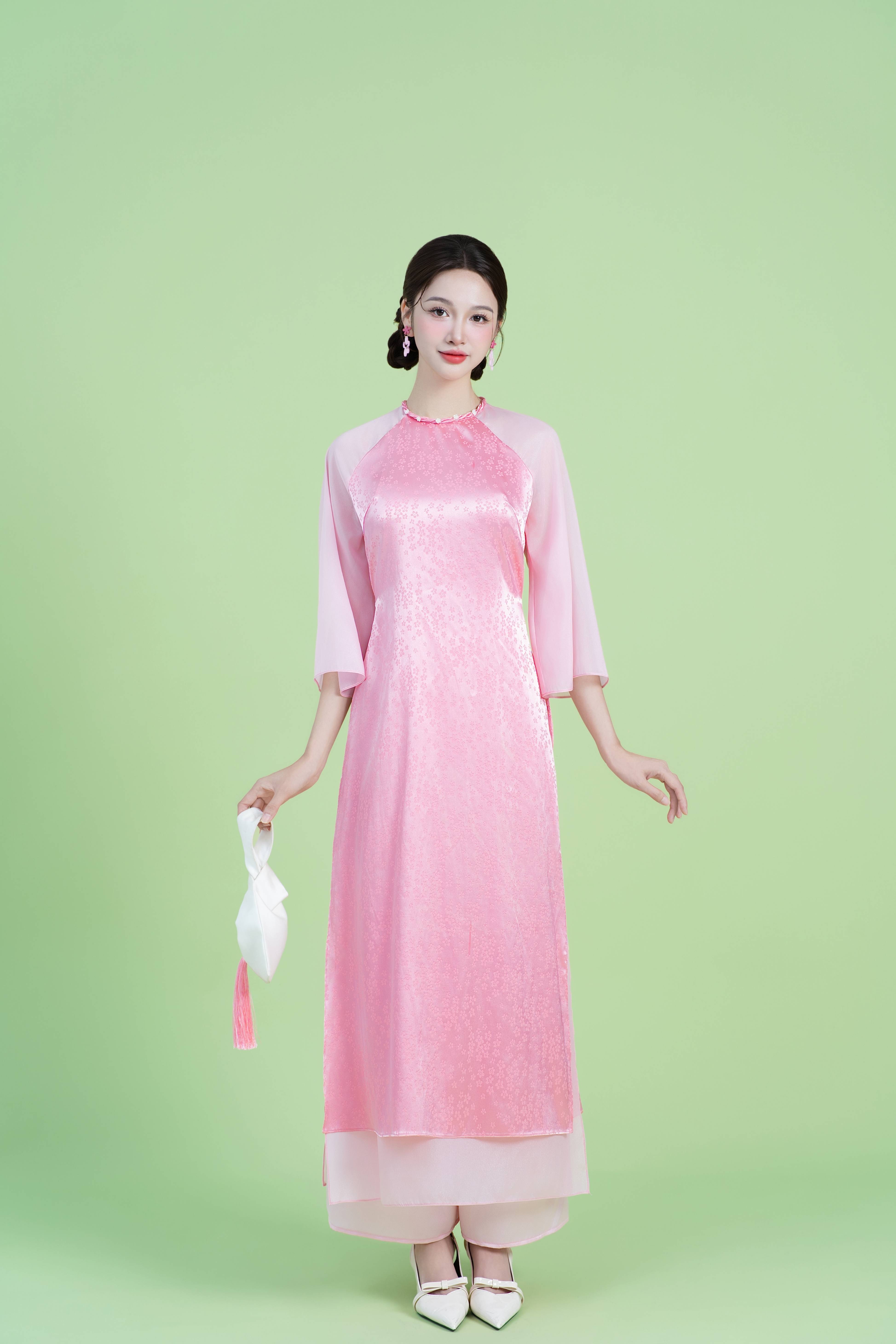 https://lamia.com.vn/san-pham/ao-dai-tay-lo-khue-hong-ngo013-qt01