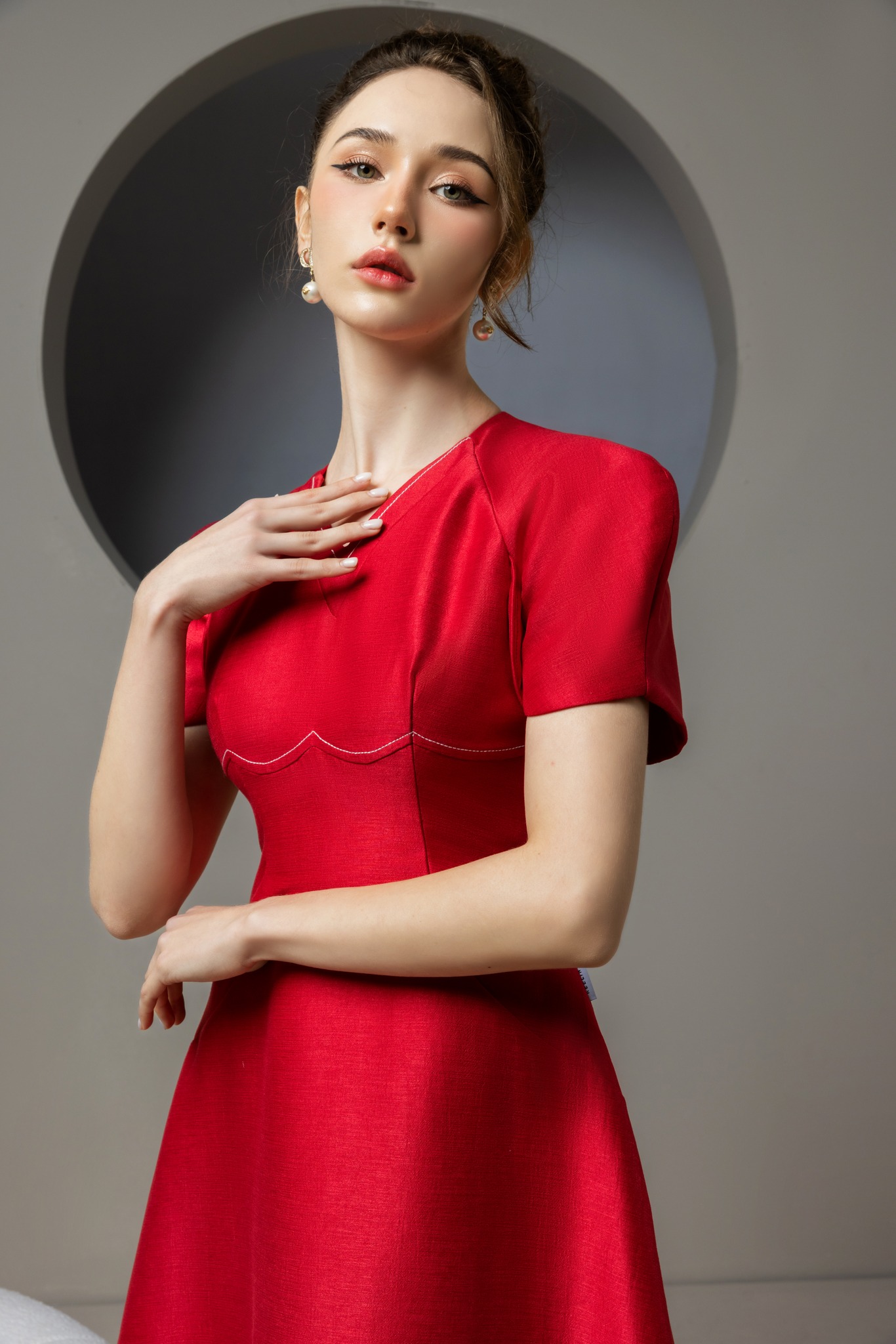 Đầm cổ V Scralet Dress dáng xòe màu đỏ LUXD025
