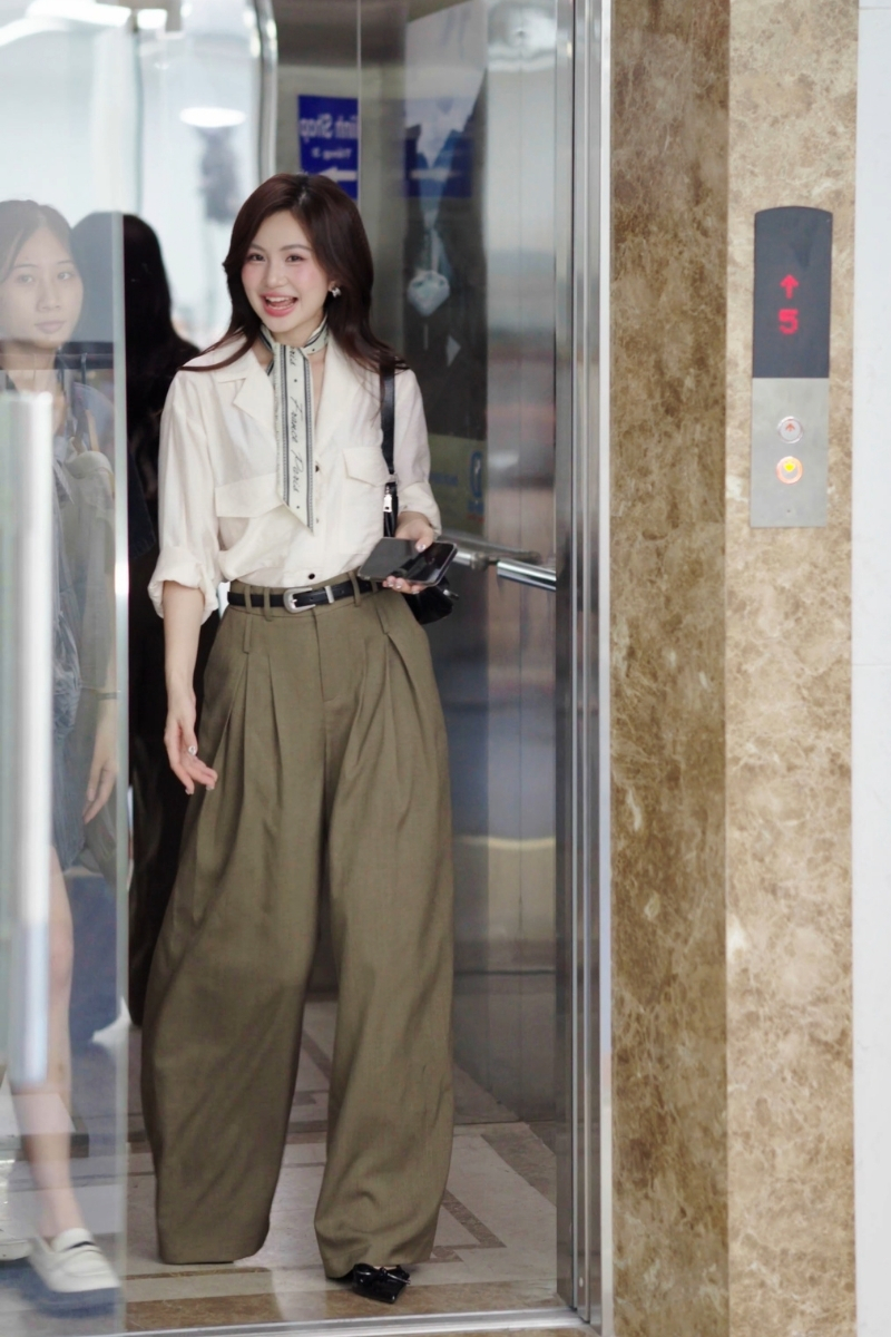 https://lamia.com.vn/san-pham/quan-nu-lq143-ong-rong-cap-cao-phoi-xep-ly-nang-dong