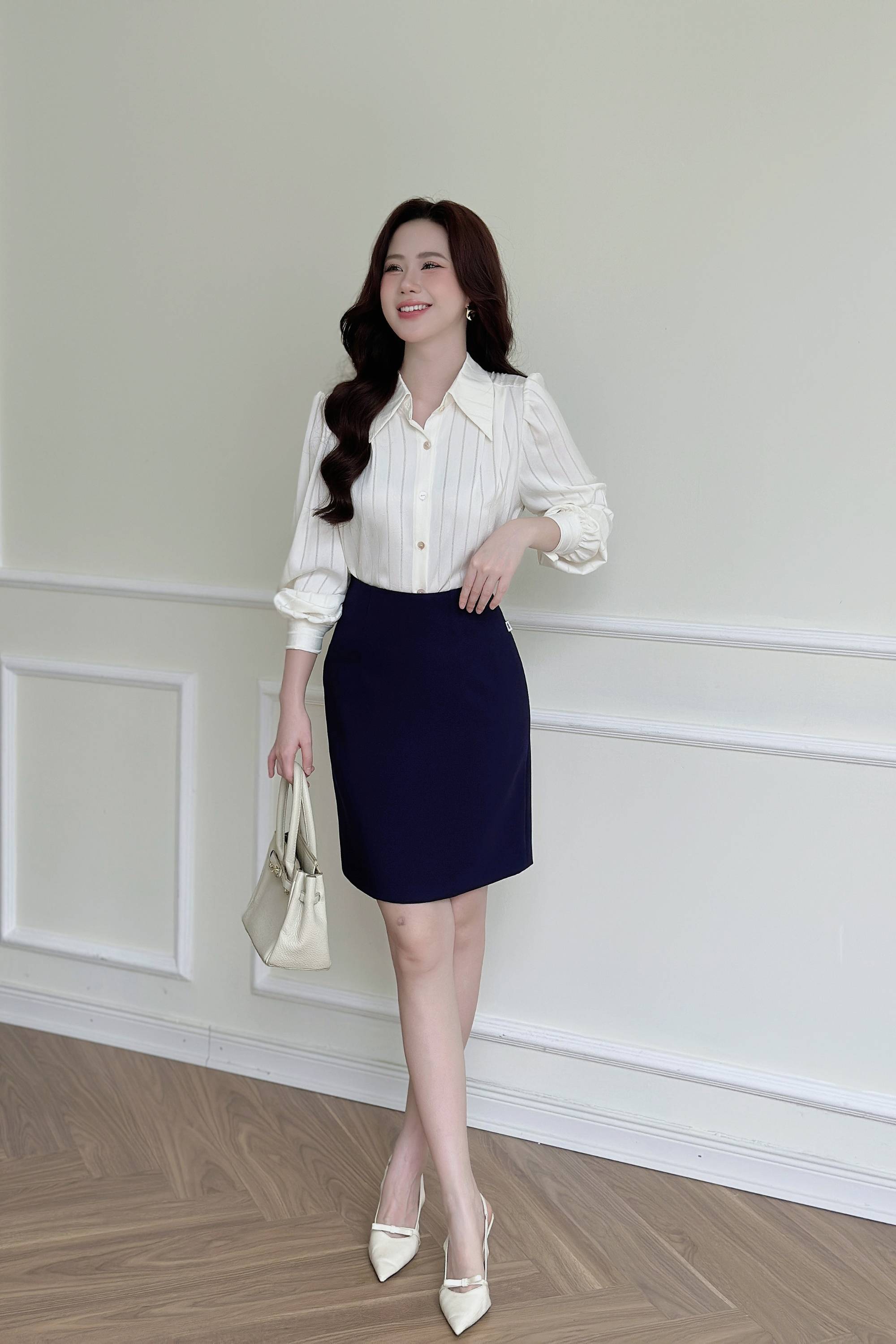 https://lamia.com.vn/san-pham/ao-so-mi-la526-tay-dai-co-duc-ke-soc-doc-suong-nhe