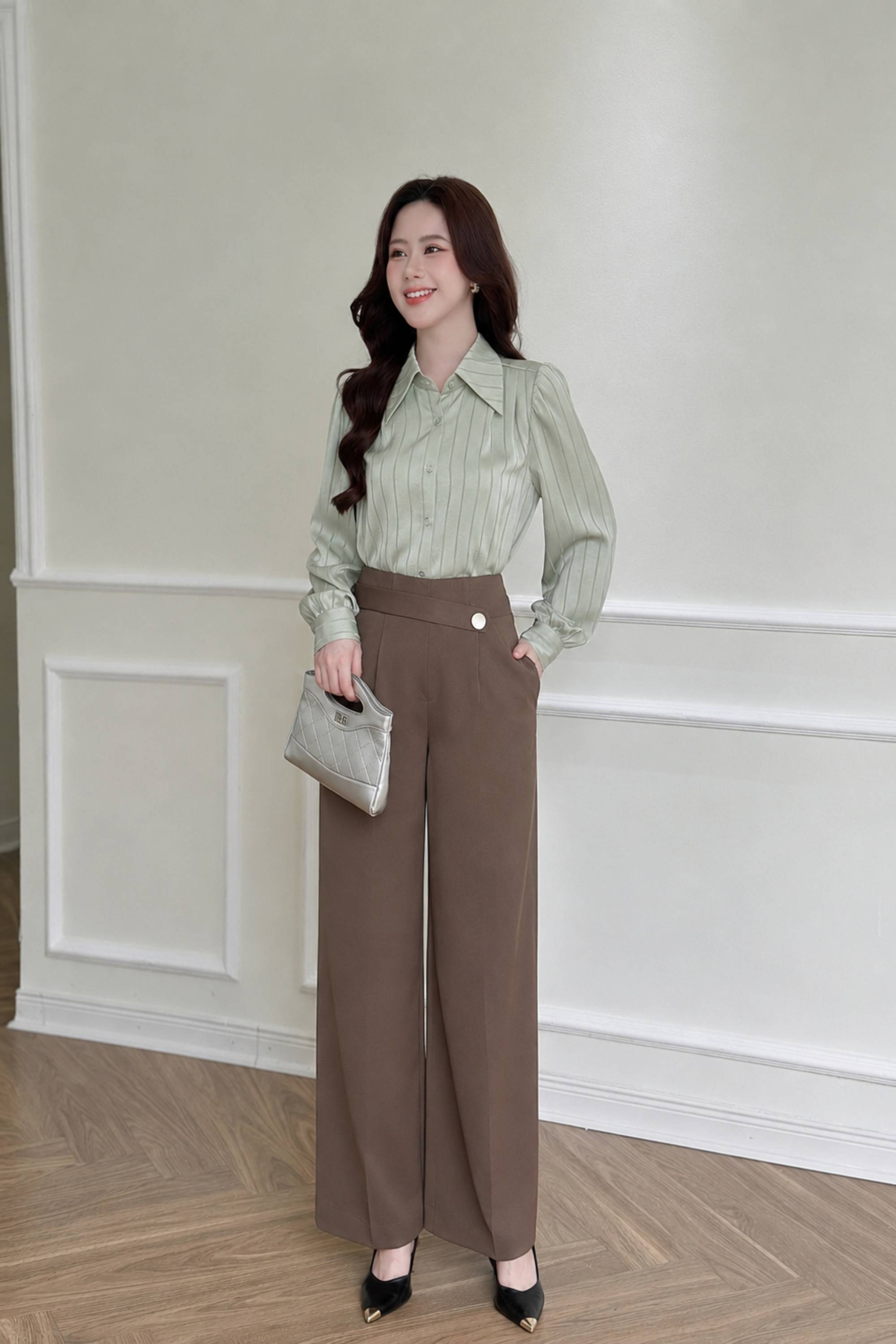 https://lamia.com.vn/san-pham/quan-au-ong-rong-lq155