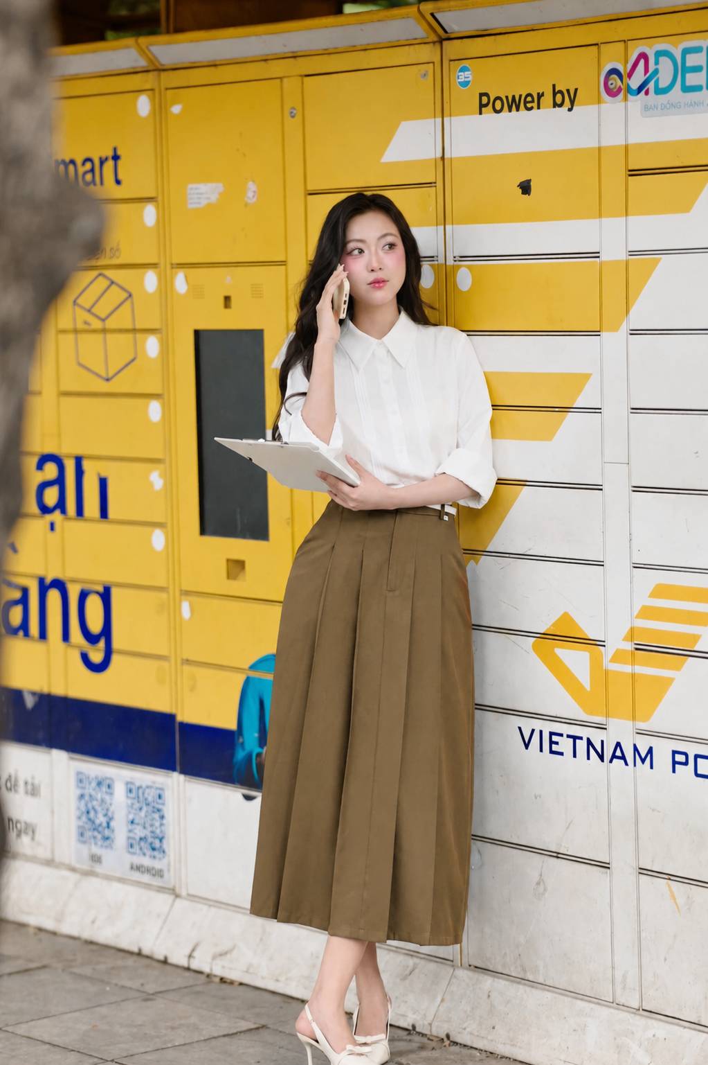 https://lamia.com.vn/san-pham/chan-vay-xep-ly-lv206-dang-dai-thanh-lich-mau-nau-tay