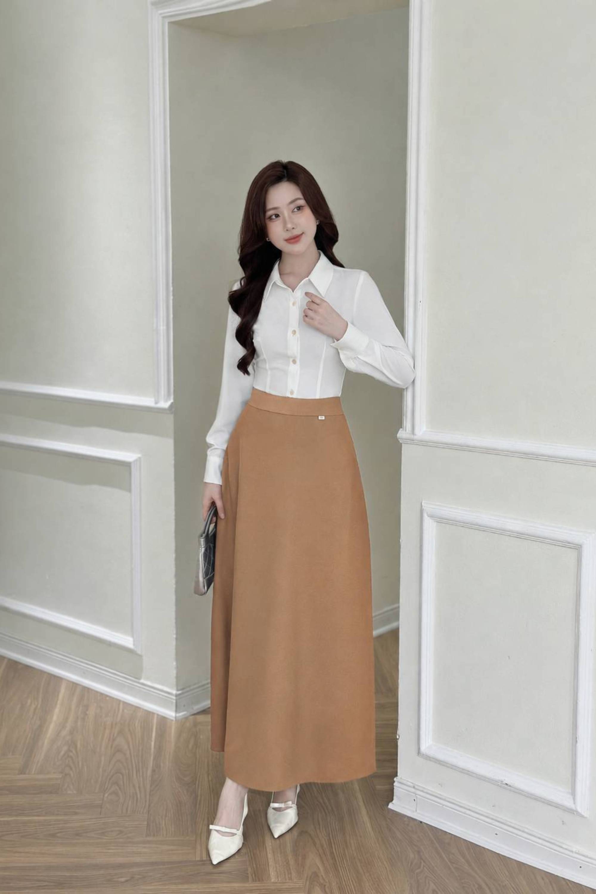 https://lamia.com.vn/san-pham/chan-vay-midi-dang-xoe-lv209-mau-nau-latte