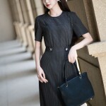 BÁN LẺ sơ mi kẻ tay cộc hoặc chân váy dáng dài SET090